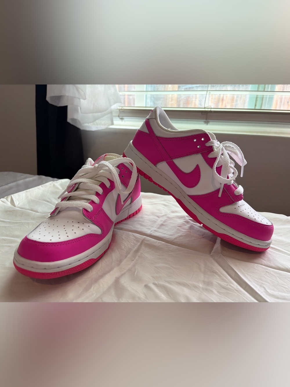 Nike White and Pink Girls' Low-Top Sneaker